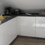 公寓 Am Bodensee Im Mit Balkon, Zwischen Insel Mainau, Konstanz, Ueberlingen Und Friedrichshafen 乌尔丁根-米尔霍芬